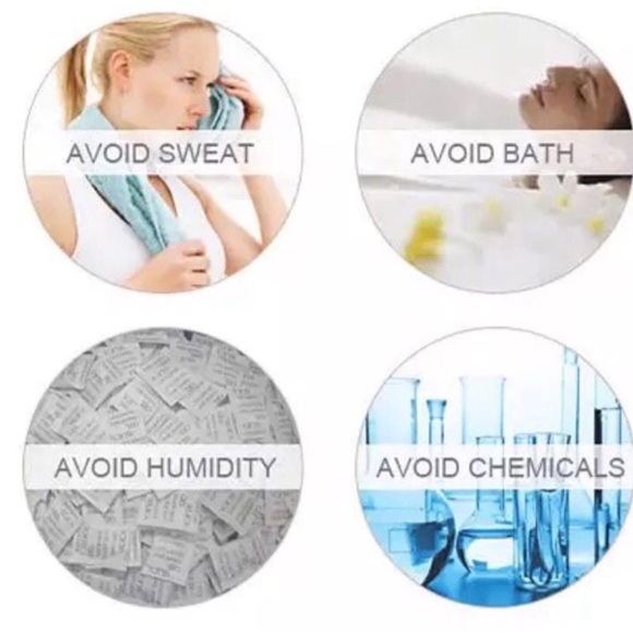 Beautiful Blue Heart in a Bottle Necklace - Picture 3 of 8